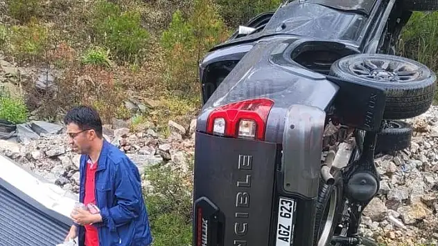 Eski Bakan Zeybekci Kaza Yaptı