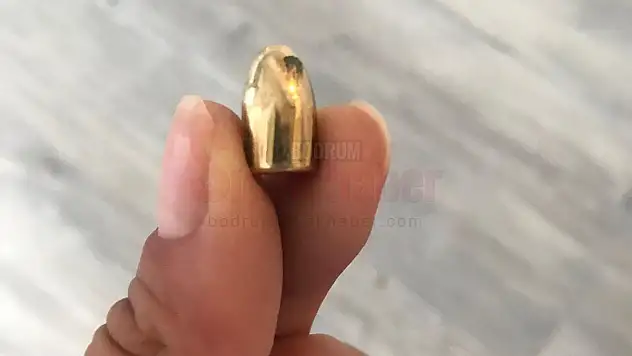 Evlerinde Kurşun Buldular