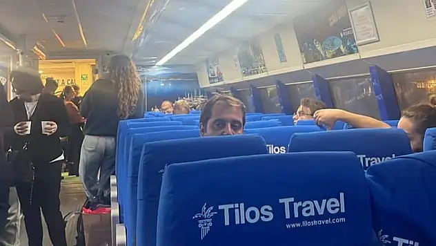 Feribot arızalandı, yolcular İstanköy'de kaldı