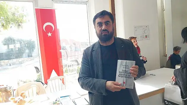 Gazeteci Selçuk Arslan Kitabını Tanıttı