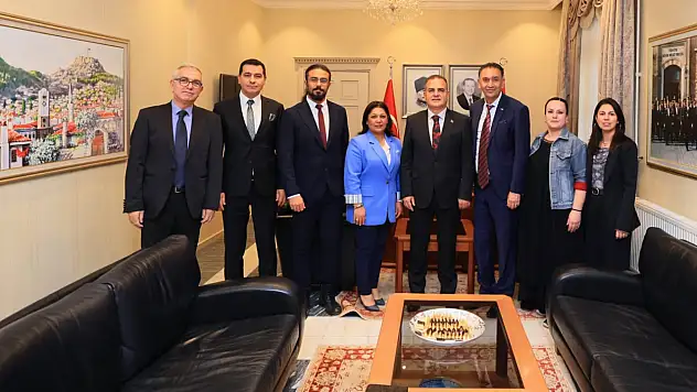 Gazeteciler ve yazarlar derneği kuruldu