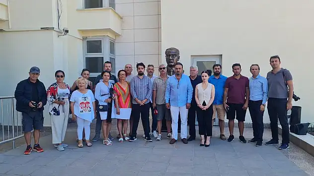 Gazetecilerin Silahla Vurulmakla Tehdit Edilmesine, Basın Mensupları Sert Tepki Gösterdi