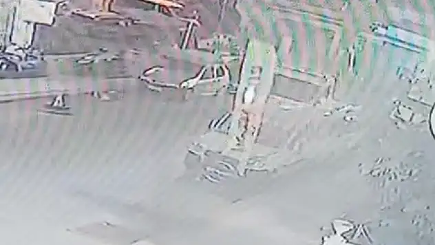 Gece yarısı çarpıp kaçtı, kameralardan kaçamadı