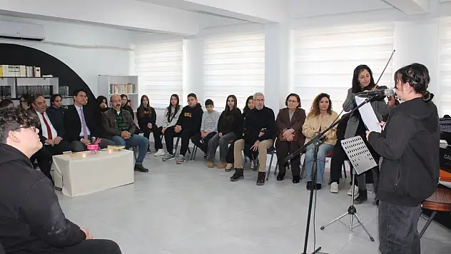 Gençlerden sıcacık bir dinleti