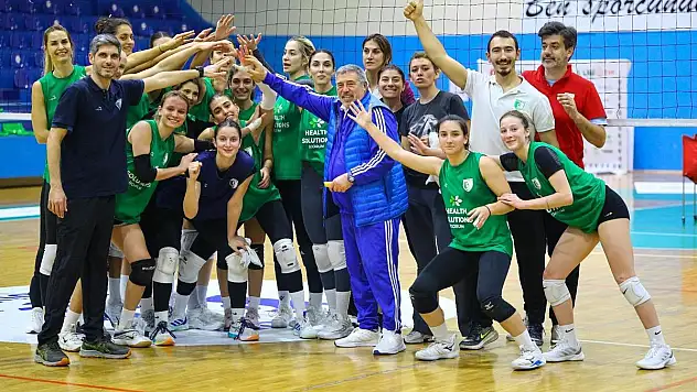 Gençleşen Kadroyla Mücadeleye Devam Edecekler