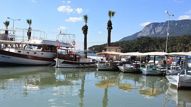 Gökova Körfezi'nde çamur tabakası oluştu...