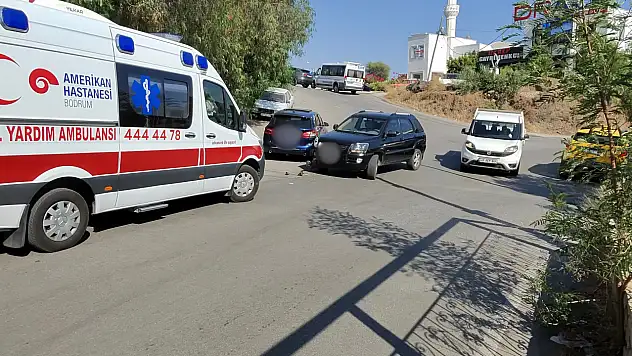 Gümbet'te trafik kazası! 1 kişi yaralandı!