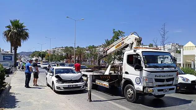 Gümbet'te Meydana Gelen Kazada Araç Kullanılamaz Hale geldi