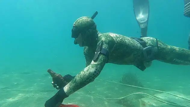 Gündoğan'da Deniz Dibi Temizliği