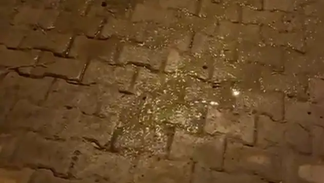 Günlerdir süren su patlağı tepki çekiyor !