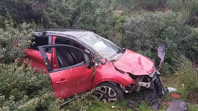Güvercinlikte Şarampole Uçan Araçta 2 Kişi Yaralandı