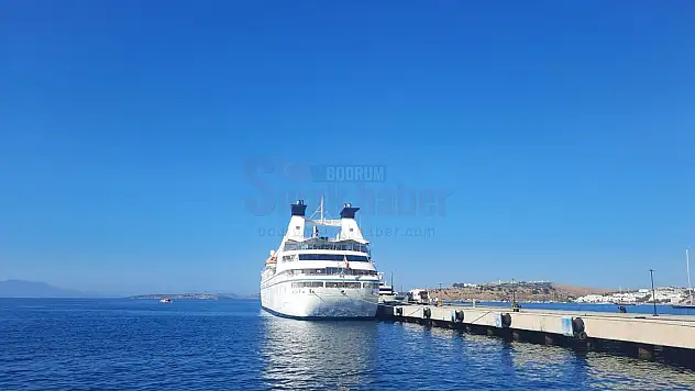 Haftanın İlk Gemisi Star Legend 214 Yolcu'su İle Bodrum'a Geldi