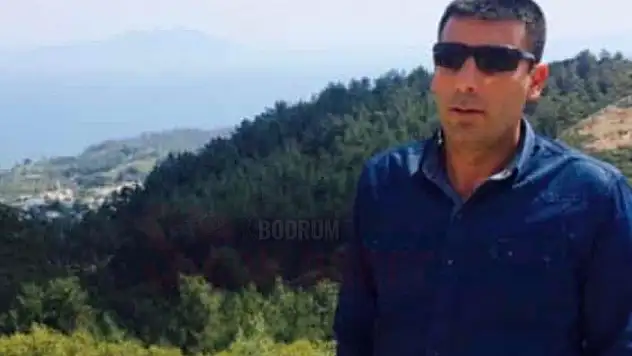 Halı Saha'da Fenalaşan Kişi Yaşamını Yitirdi