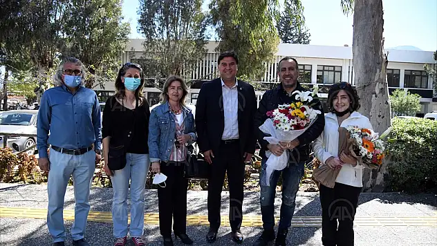 Haluk Levent ile Melek Mosso Fethiye Belediye Başkanı Karaca'yı ziyaret etti