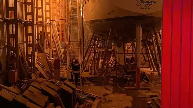 İçmeler Tersanesinde Bakımı Yapılan Tekne Yandı