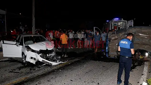 İki otomobil çarpıştı: 8 yaralı