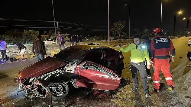 İki Otomobil Çarpıştığı Kazada 4 Kişi Yaralandı