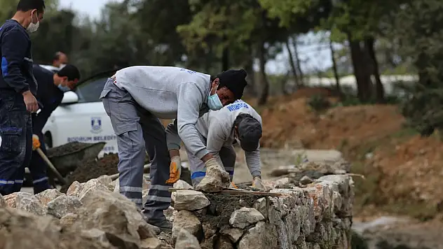 İki yılda 14 bin 250 metre yağmur suyu hattı döşendi