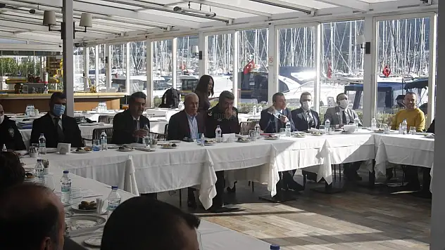 İl Emniyet Müdürü Dilberoğlu, Bodrum'da muhtarlarla bir araya geldi