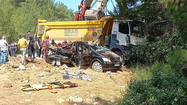 İş İnsanı Trafik Kazasında Hayatını Kaybetti