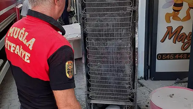 İş Yerinde Çıkan Yangın Hasara Yol Açtı