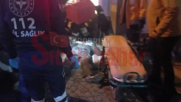 Işık İhlali Kazaya Sebep Oldu Görüntüler Güvenlik Kamerasına Yansıdı 2 kişi Yaralandı
