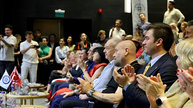 IV. uluslararası akdeniz edebiyat günleri'nde Filiz Akın anıldı