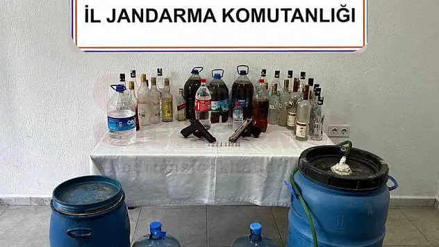Kaçak İçki Üretip Satan Şahıslar Yakalandı