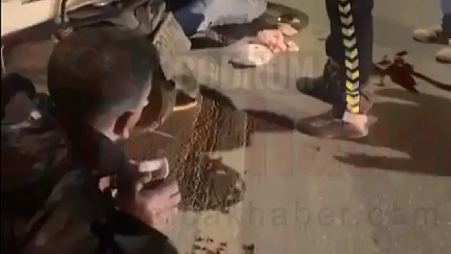 Kafa Kafaya Çarpışan 2 Sürücü Yaralandı