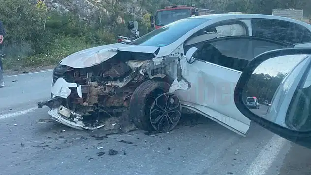 KAFA KAYAFA ÇARPIŞTILAR