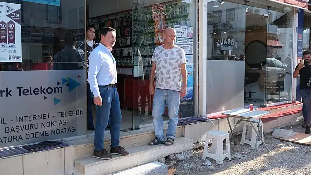 Kaldırım Ve Yol Yenileme Çalışmaları Sürüyor