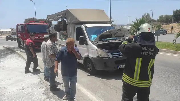 Kamyondan Çıkan Yoğun Dumanı Yangın Zannedip İtfaiye Haber Verdiler