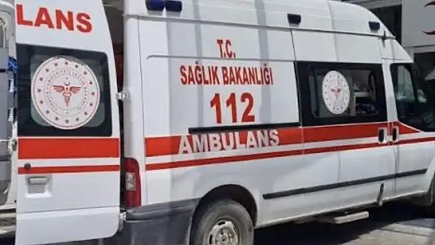 Kamyonet çocuğa çarptı