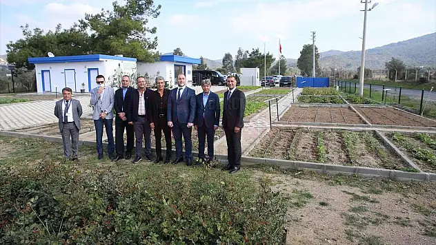 Karadağ Tarım, Orman ve Su Yönetimi Bakanı Aleksandar Stijovic, Bodrum'da incelemelerde bulundu: