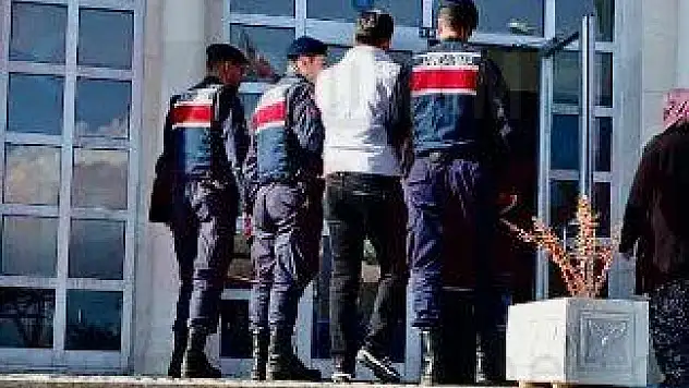 KASTEN ADAM ÖLDÜRME SUÇUNDAN ARANAN ŞÜPHELİ ŞAHIS YAKALANDI