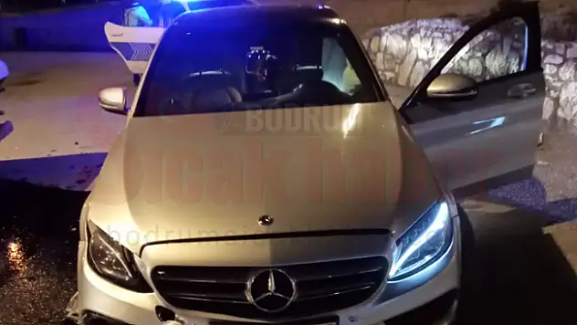 KAZA YERİNDE ARACINI BIRAKIP GİTTİ