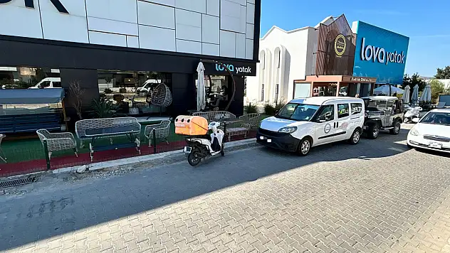 Kazada sürücü ve yaya yaralandı