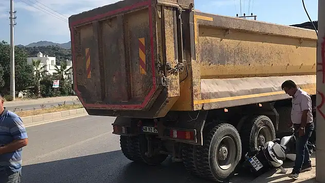 Kaza'da Sürücü Yaralandı