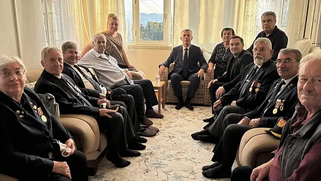 Kıbrıs Gazisi Ali Delice'ye geçmiş olsun ziyareti