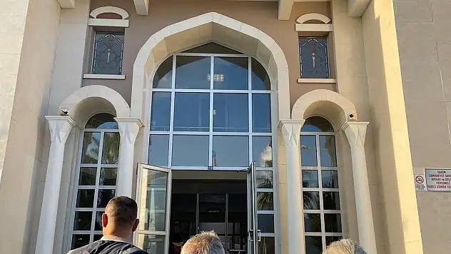 Kiracı Ev Sahibini Soydu