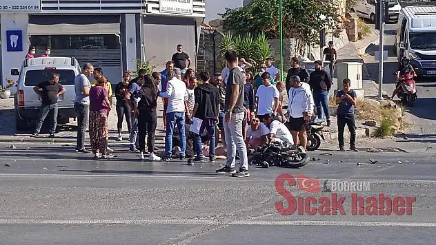 Kırmızı Işıkta Geçen Araç Motora Çarparak Sürükledi  1 Yaralı