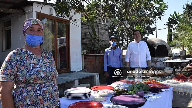 Kırmızı patatesin ekmeğini, tatlısını, makarnasını yaptılar