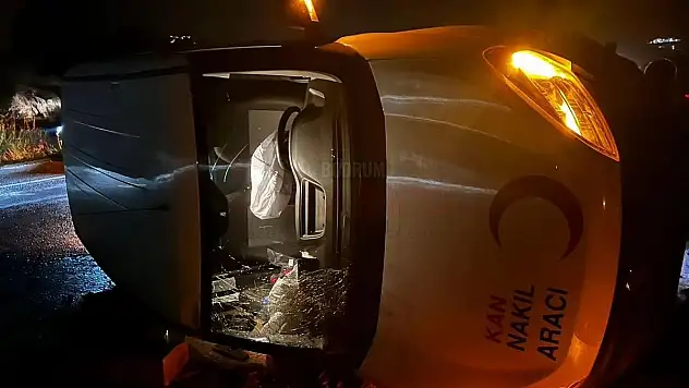 Kızılay Aracına Çarpıp Kaçtı: 1 Yaralı