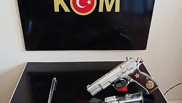 KOM'dan Silah Kaçakçılığı Baskını