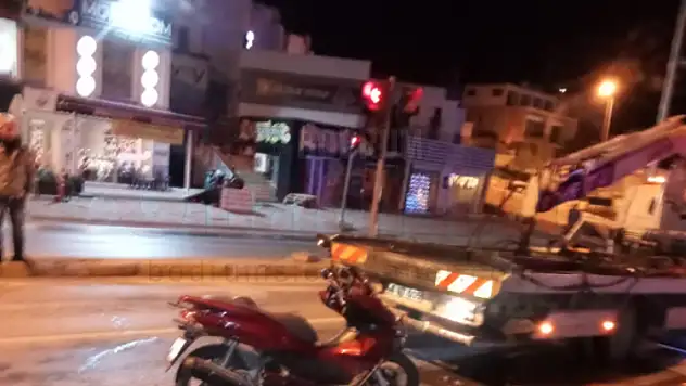 Konacık Işıklarda Kaza Yapıp Kaçtı