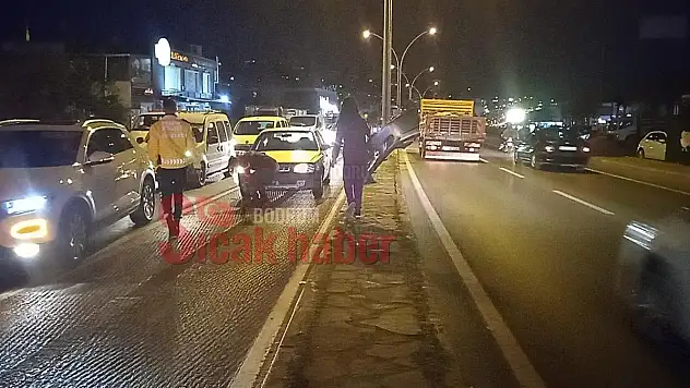 Konacık Kavşağında Kaza Trafik Felç oldu