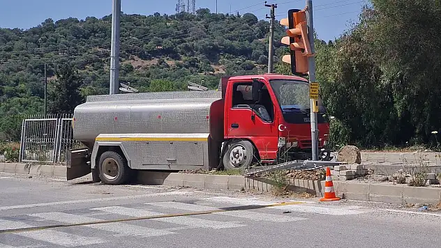 Kontrolden Çıkan Tanker Refuja Çıkıp Durabildi