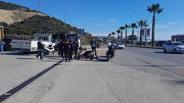 Kontrolsüz Dönen Kamyonet Motosikletle Çarpıştı