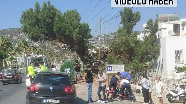 Kontrolsüz Dönüş Yaptı, İki Motosikletliyi Yaraladı