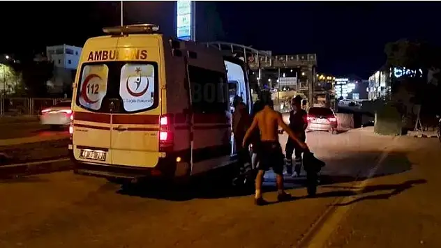 Kontrolsüzce Kullanılan Havai Fişek Ellerinde Patlayınca Yaralandılar